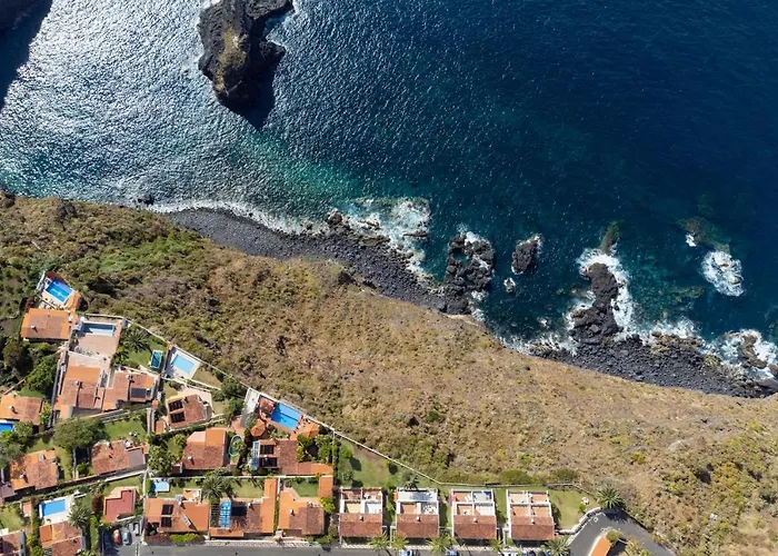 Home2book Amazing La Palmita