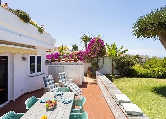 Home2book Amazing La Palmita